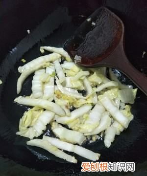 豆腐干炒白菜的做法,白菜炒干豆腐怎么做好吃又简单