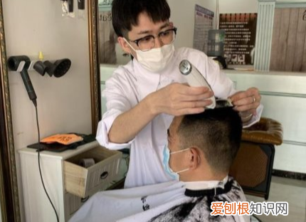 tony老师什么梗，理发师是什么意思梗