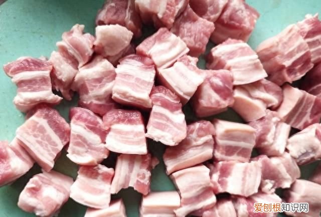 怎样才能把红烧肉炖得软烂不塞牙 红烧肉怎么炖不老又好吃