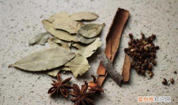 猪骨汤怎么熬清澈,骨头汤要原汁原味吗