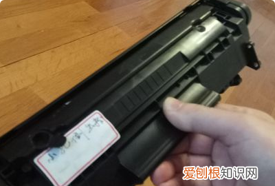 如何给打印机加粉，打印机如何加墨粉