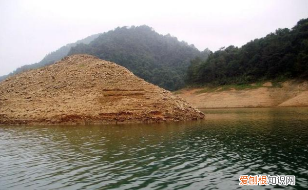 水位下降如何钓鱼，水库水位下降时钓鱼怎样选钓点