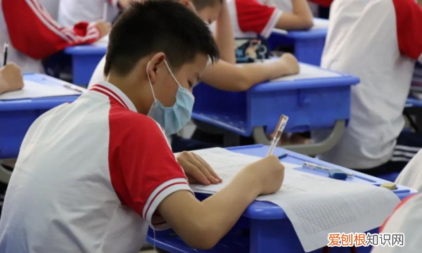 为什么0乘以任何数都等于零，为什么零乘以任何数都等于0呢