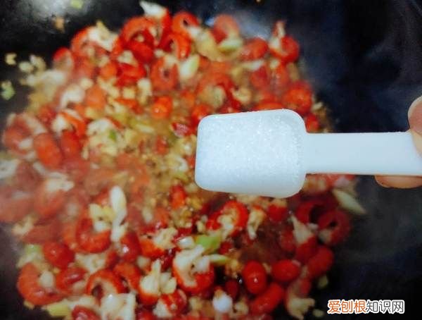 啤酒虾尾的做法步骤,家常虾尾最简单做法不辣