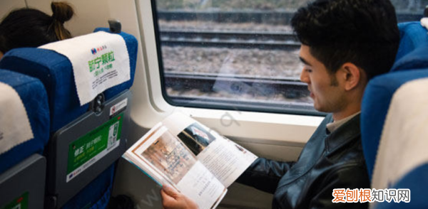 飞机如何选择靠窗,网上选飞机票怎么选靠窗户的波音737