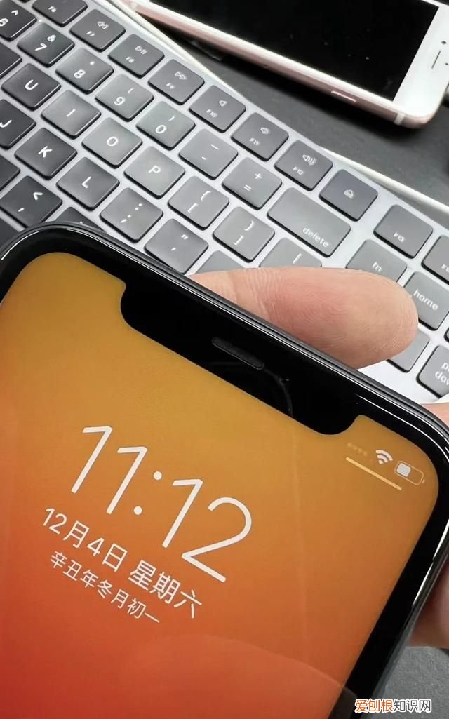 苹果手机进水充不进电怎么办,手机进水后充不进电怎么解决