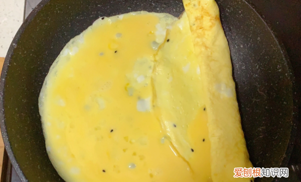 玉子烧是什么，玉子烧不就是鸡蛋饼吗