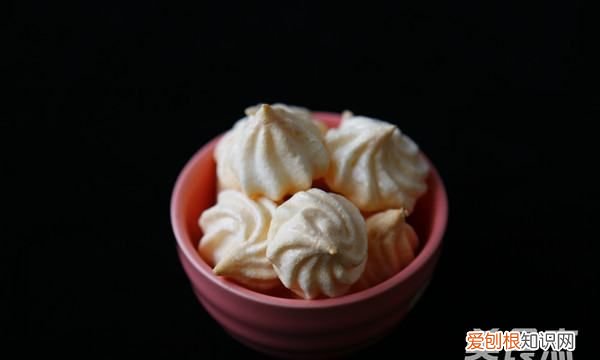 用烤箱弄蛋白糖的做法,DIY蛋白糖怎么做好吃又简单