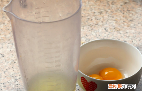 用烤箱弄蛋白糖的做法，DIY蛋白糖怎么做好吃又简单