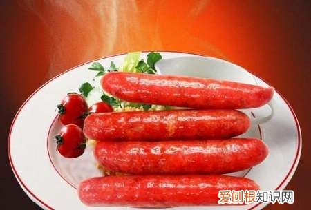 做腊肠的肠衣是什么肠，香肠外面的肠衣是什么做的能吃吗