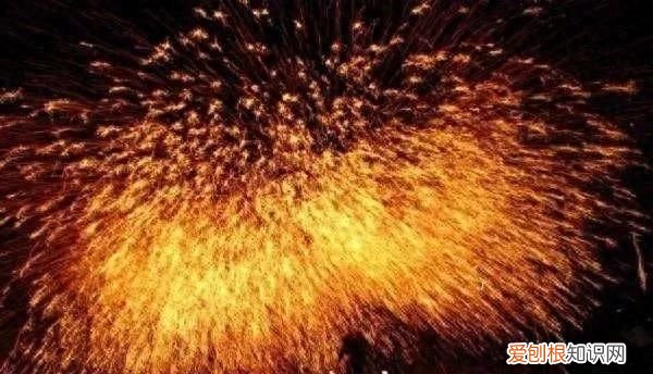 景泰打铁花老照片 景泰打铁花