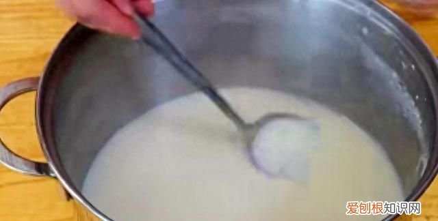 如何在家用最简单的方法制作豆腐