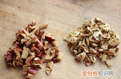 自制阿胶糕配料的比例是多少,自制阿胶糕的做法及配料视频