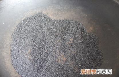 自制阿胶糕配料的比例是多少,自制阿胶糕的做法及配料视频