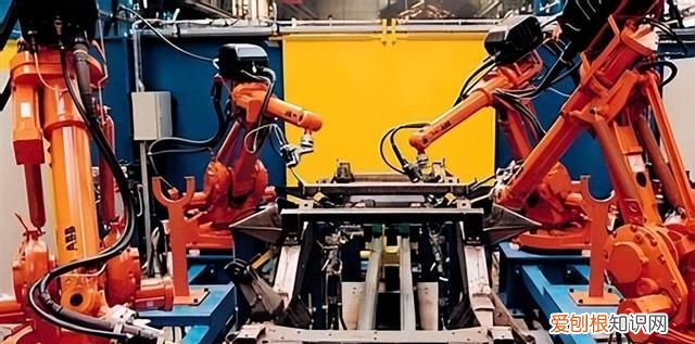 制造一个工业机器人需要什么技术