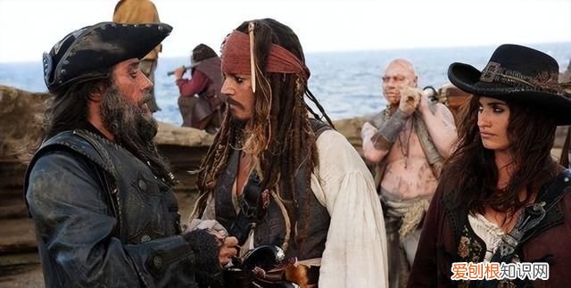 海盗、爱情与永生之谜：揭示的人性真相与无尽冒险！