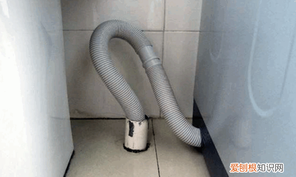 洗衣机的出水口堵塞怎么办，洗衣机排水管道堵塞怎么疏通图解