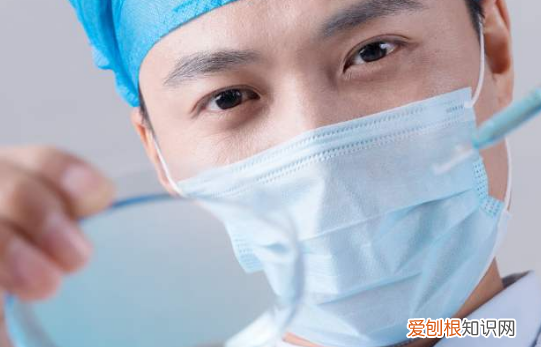 口罩两边都是白色的怎么戴，两面都是白色口罩怎么戴视频