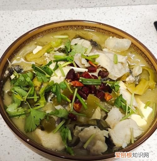 酸菜鱼做法用什么鱼，酸菜鱼的做法家常做法用什么鱼