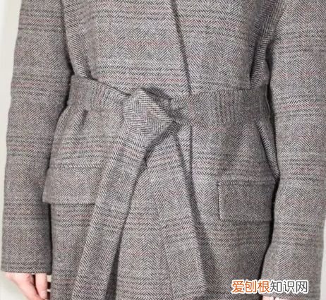 腰带的系法,风衣腰带的各种系法
