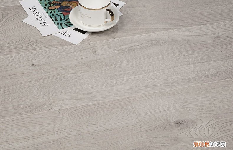 德尔实木复合地板怎么样？