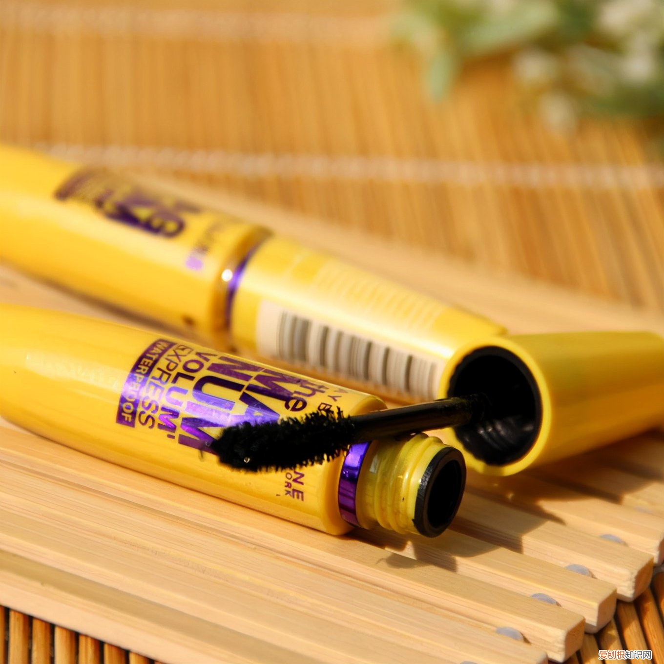 美宝莲巨密睫毛膏怎么样？