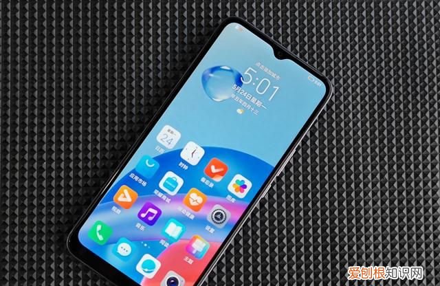 荣耀play5t优点,荣耀play5t官方标配测评