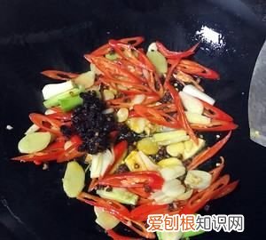 鱼籽火锅的做法，鱼籽鱼泡火锅的做法 湖南