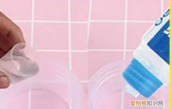 水晶泥怎么做最简单,只用硼砂水怎么做小晶泥