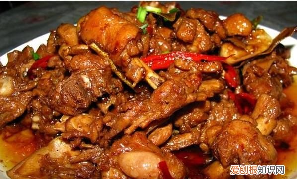 土鸭子怎么做好吃，土鸭子煲汤怎么做好吃