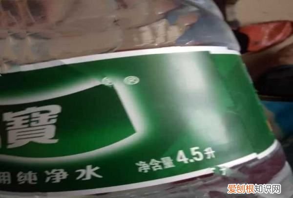 如何打开矿泉水瓶盖