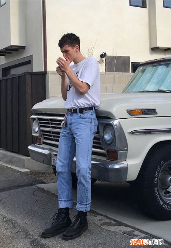 最新款牛仔裤图片分享