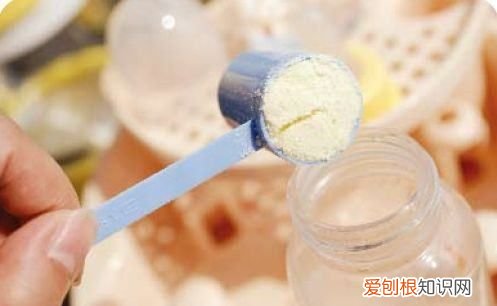 冲的奶粉没喝完能放多久,冲好的婴儿奶粉放多久就不能喝了