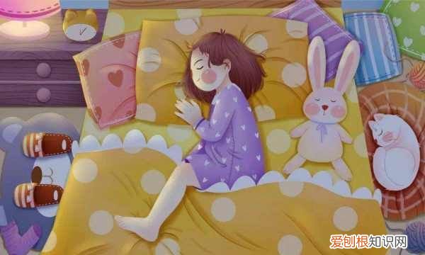 一个人正常睡眠时间是多久，正常人每天需要多久睡眠时间