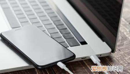 如何将小米手机中的照片，小米手机里的照片怎么转移到U盘