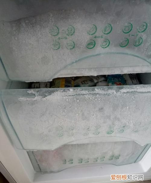 为什么下面总是流水，冰箱下面流水出来是什么原因