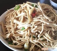 豆腐丝怎么炒不粘锅，豆腐丝怎么炒好吃又简单