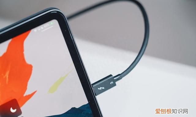 官网买的ipadpro有哪些配件