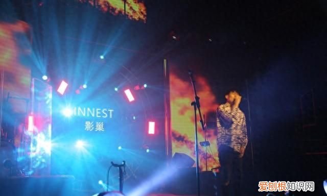 中国好声音再次推上浪尖，海选冠军黄霄云讲她的好声音经历