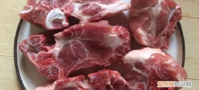 教你做个清炖梅花骨，狗狗吃了骨骼好又毛发亮，比买高级狗粮实惠
