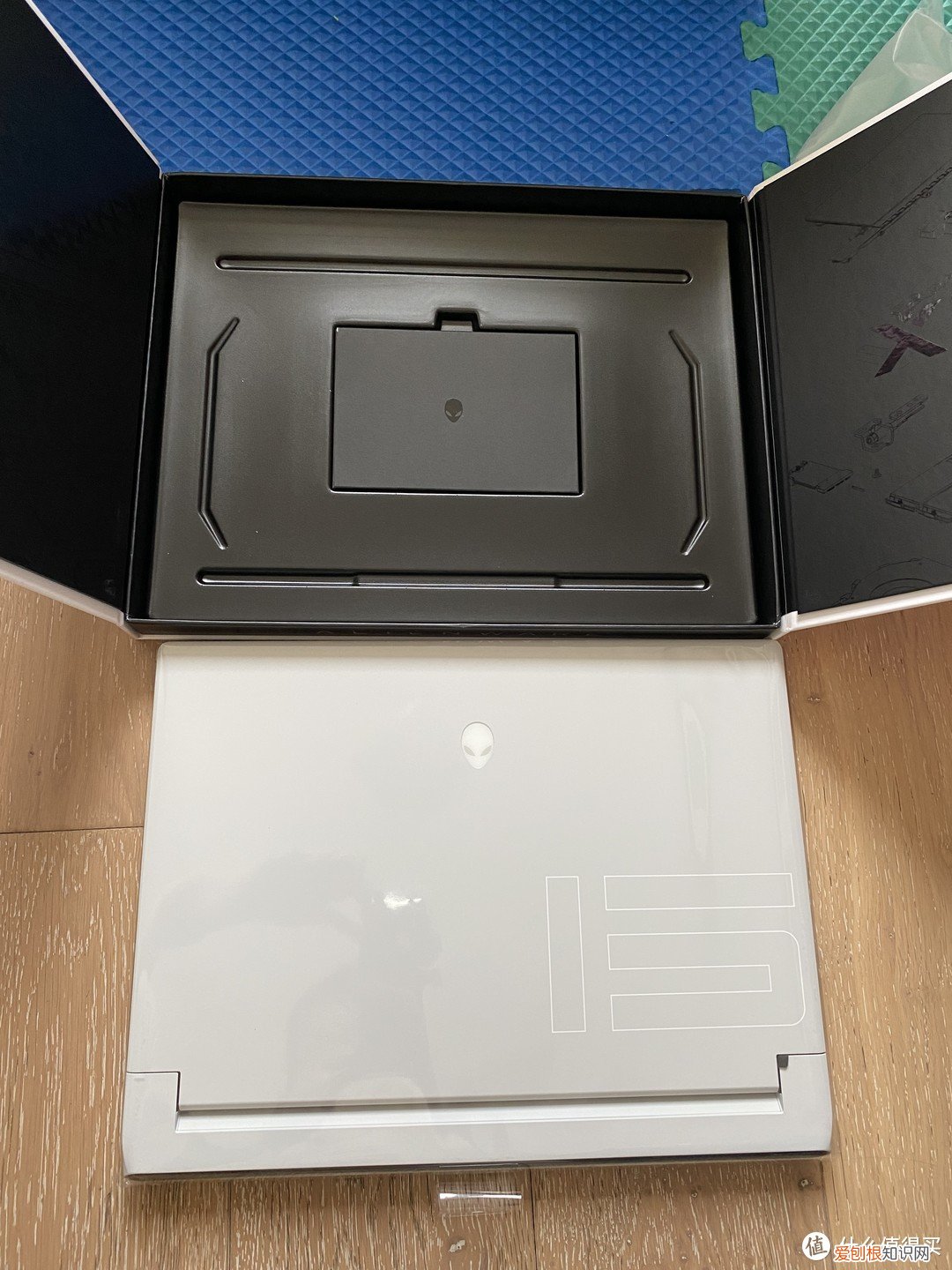 外星人x15和x17哪个好