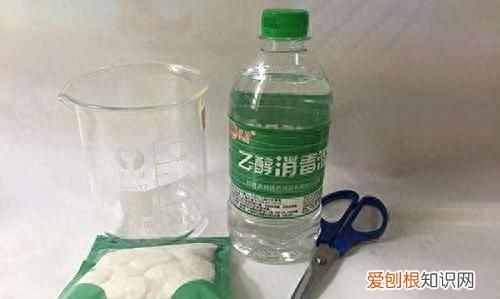 墙面脏了可以用清洁剂清洗吗