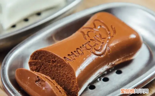 如何去除羽绒服上的火锅味，羽绒服上的火锅味怎么去除小窍门