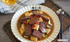 猪血最佳搭配什么菜，猪血和什么菜搭配最好吃