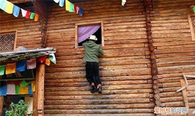 被称为东方女儿国的湖是哪个湖