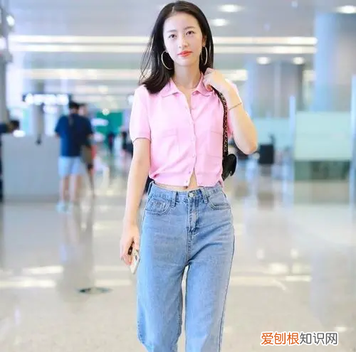 夏天短袖衬衫算正装吗,夏天穿短袖搭配什么裤子比较好看