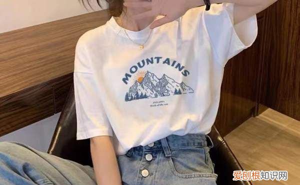 夏天短袖衬衫算正装吗，夏天穿短袖搭配什么裤子比较好看