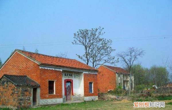 宅基地所有权属于谁,宅基地使用权有哪些特征