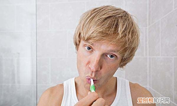 早上不刷牙喝水好,起床之后头晕是怎么回事