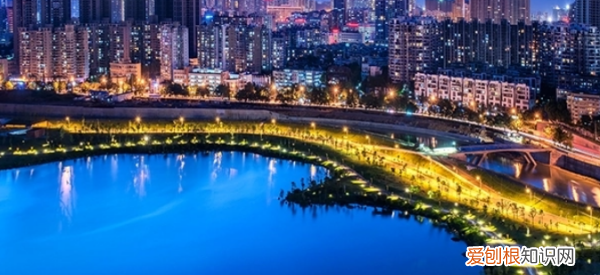 长沙在中国的什么位置,湖南长沙在中国的哪个方向